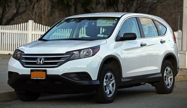 Honda CR-V (RM1/2/3/4), pre- or post-facelift not identified · front three-quarter