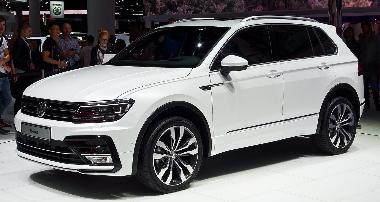 Volkswagen Tiguan (AD1), original version (before the first facelift) · front three-quarter